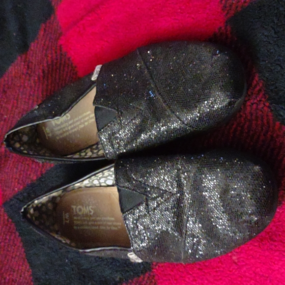 Toms sparkly Black Flats - Picture 2 of 4